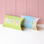 Kraft pillow box for small gifts