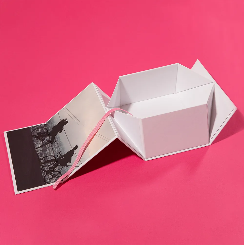 Retail Cardboard Boxes at wholesale