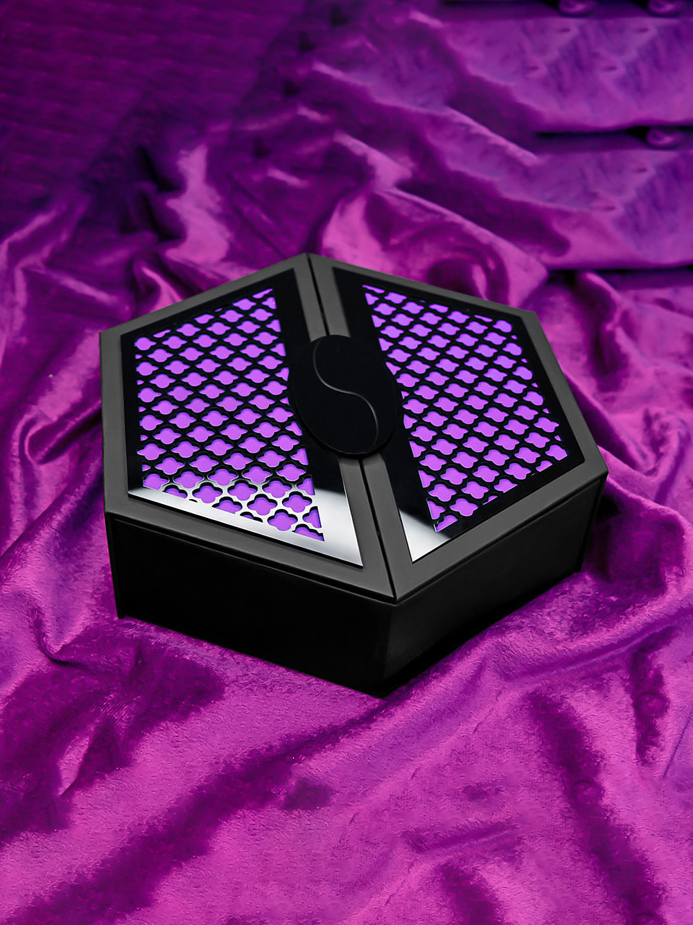 Rigid Hexagon Boxes