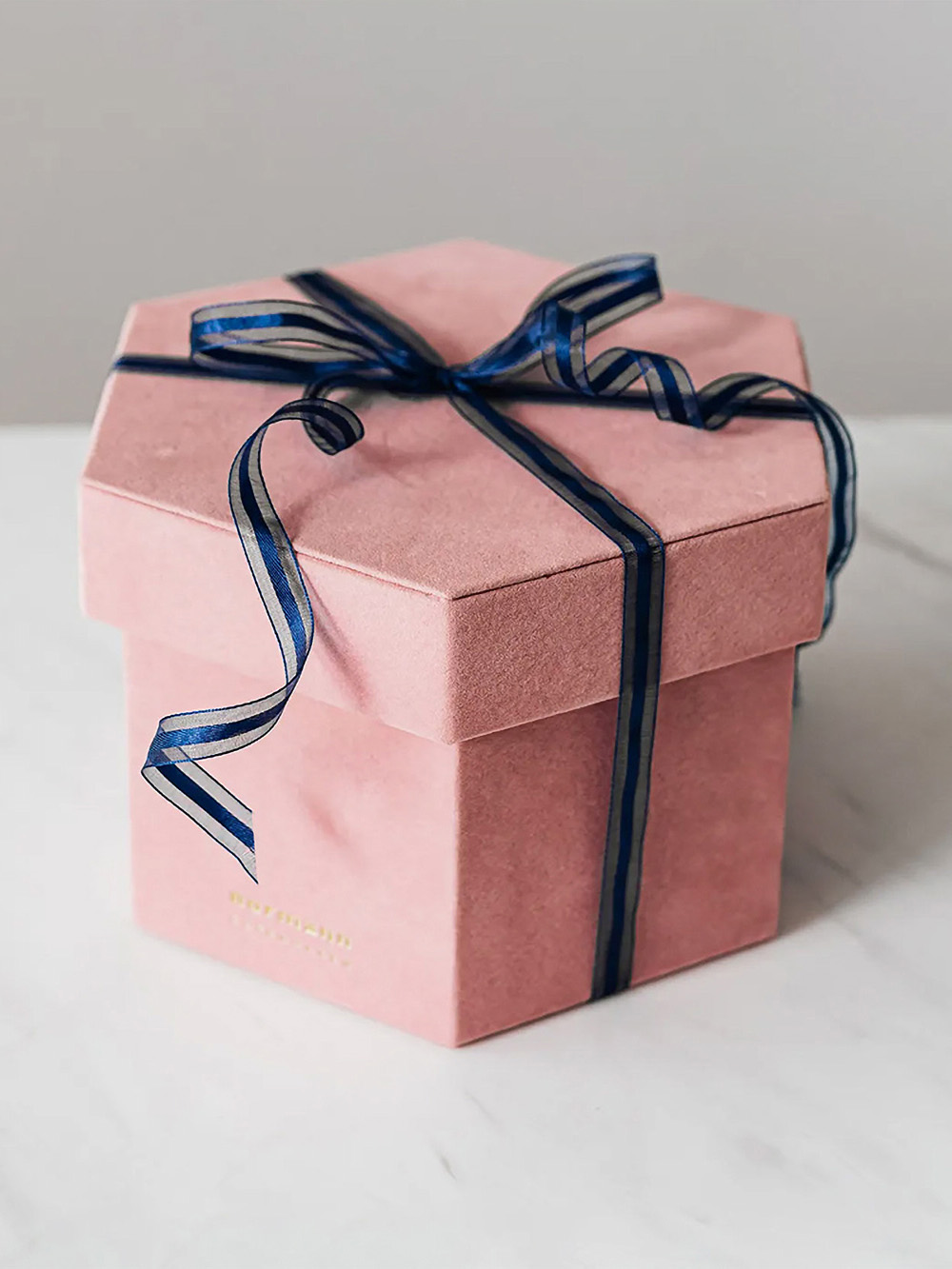 Rigid Hexagon Boxes