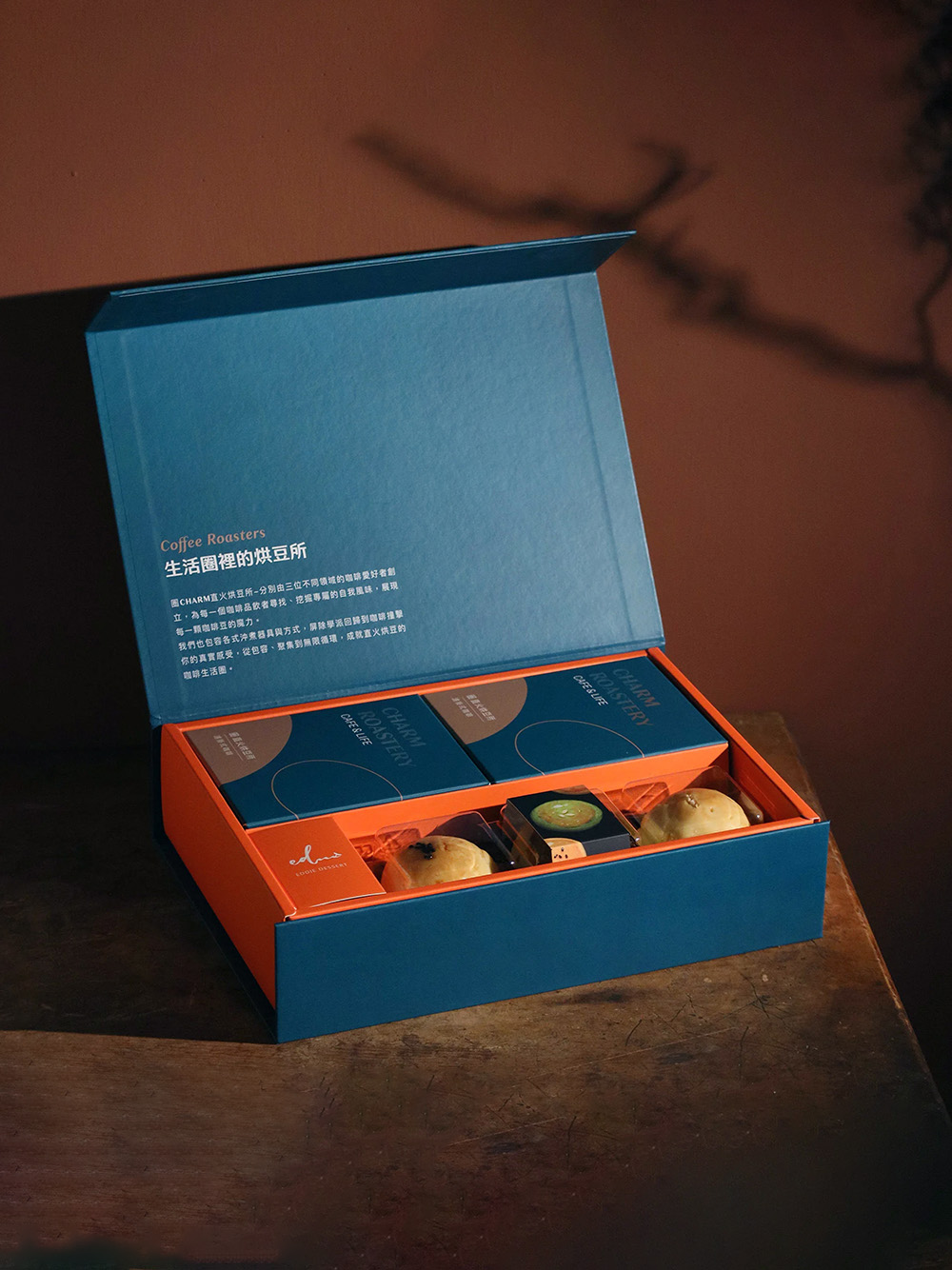 Custom Magnetic Closure Rigid Boxes for Wholesale Orders