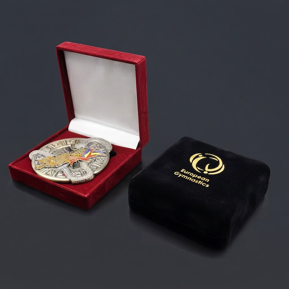 Branding a Custom Challenge Coin Packaging Case Without Crowding the Coin